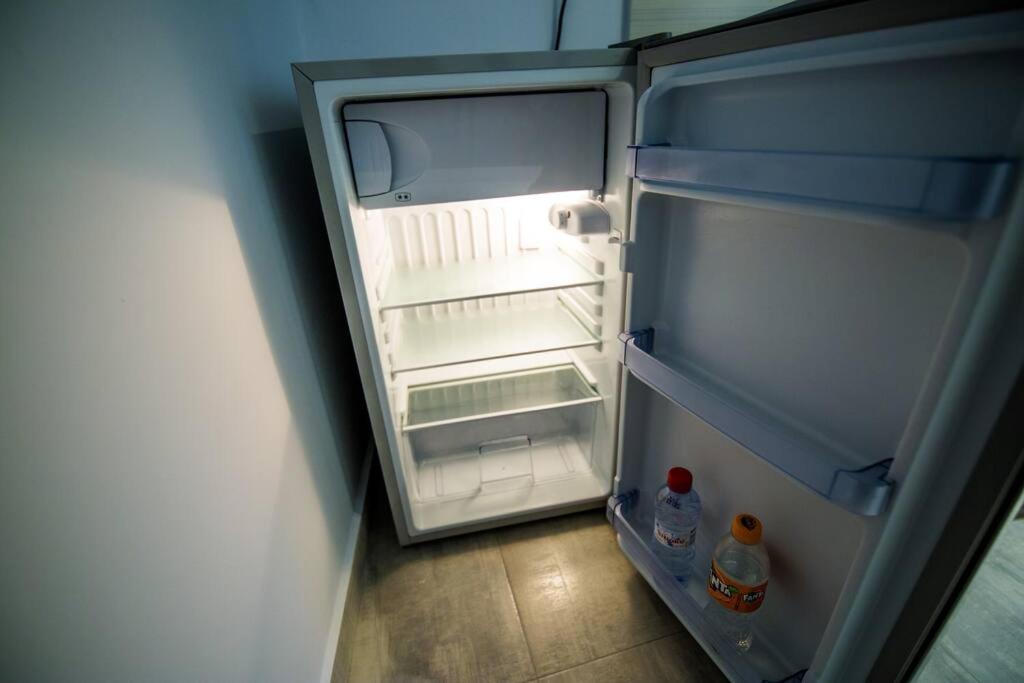 2 Bedrooms Apartment Close To Metro Dafni In Athén Kültér fotó