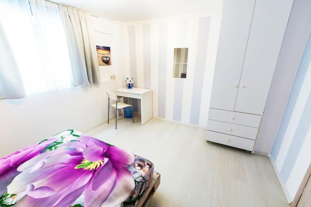 2 Bedrooms Apartment Close To Metro Dafni In Athén Kültér fotó