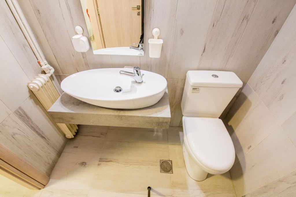 2 Bedrooms Apartment Close To Metro Dafni In Athén Kültér fotó